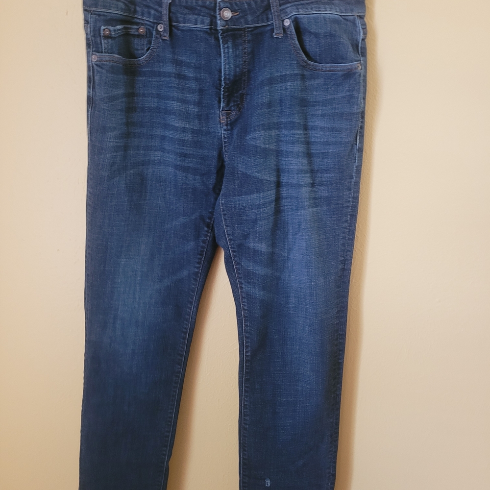 Classic Indigo Men's Straight Jeans